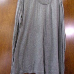 Covington Gray LS Top Size XL NWT